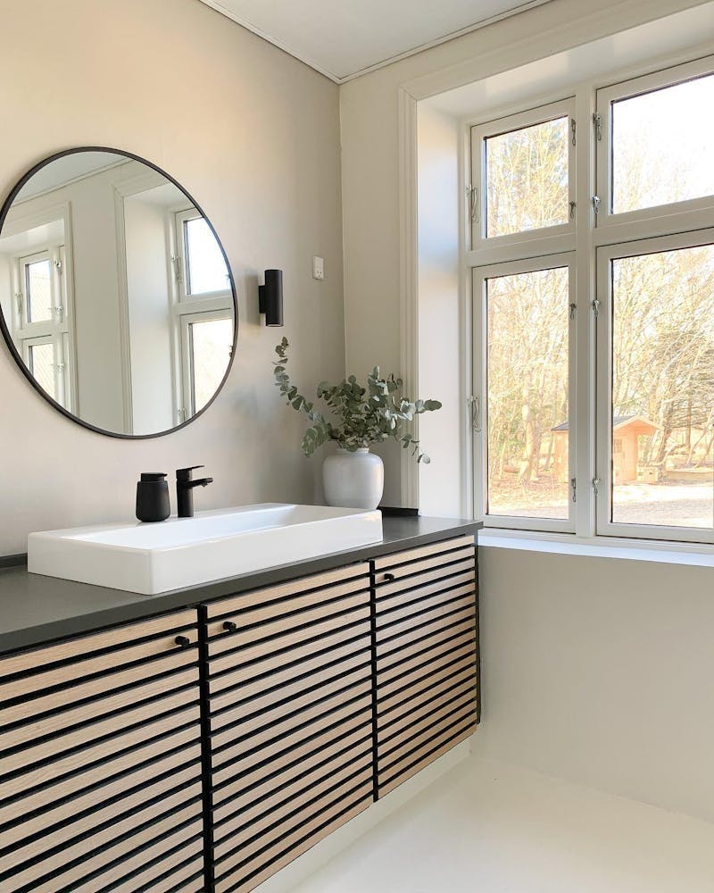 Oppussing av servant etter Billig oppussing av bad